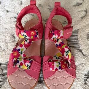 Nwt pink Ziggy Floral Kids Sandals big kids size 2 New
